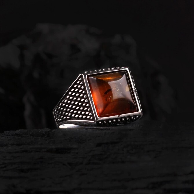 Bürokrat Fossil Natural Amber Stone-set Silver Ring