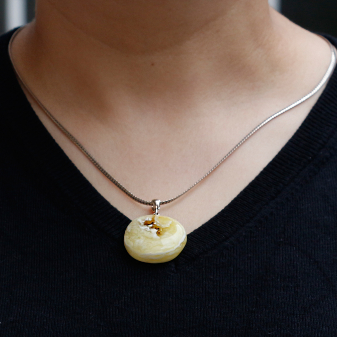 Gümüş Zincirli Has Kehribar Bayan Kolye - Tesbihcibaba