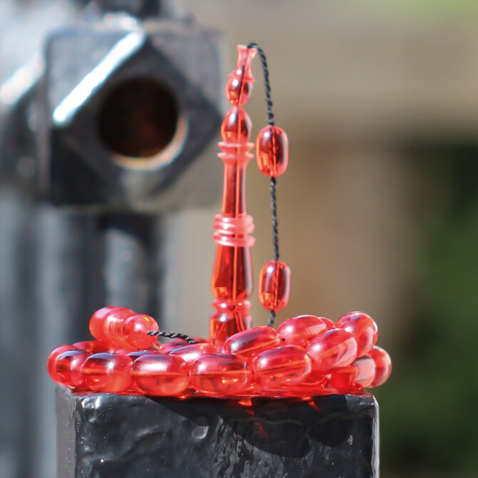 Alkan Usta - Hassas Delim Gün Kızılı Sıkma Kehribar Tesbih - Tesbihcibaba