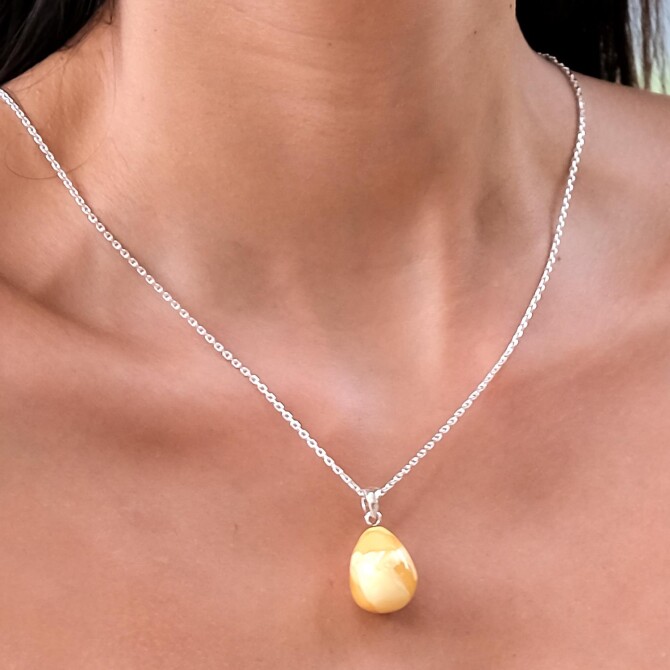 Sertifikalı Doğal Damla Kehribar Kadın Kolye - Tesbihcibaba