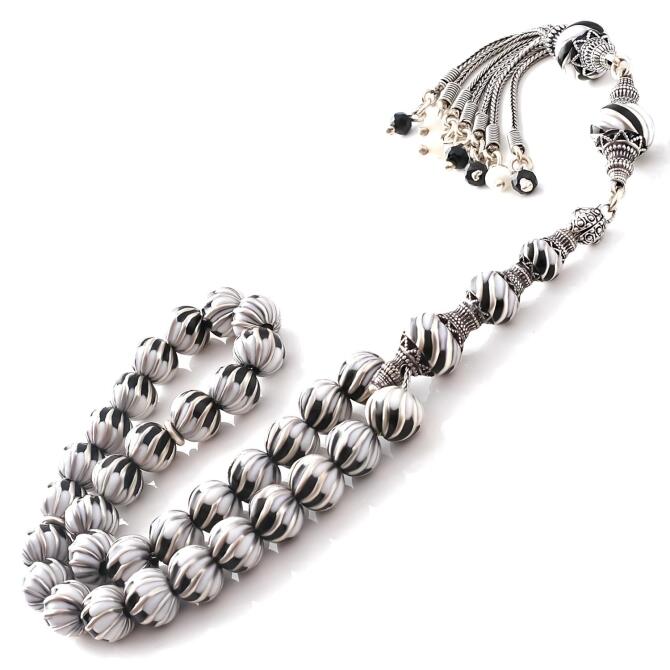 Taraftar Model Siyah-Beyaz Mine İşlemeli Gümüş Tesbih - Tesbihcibaba